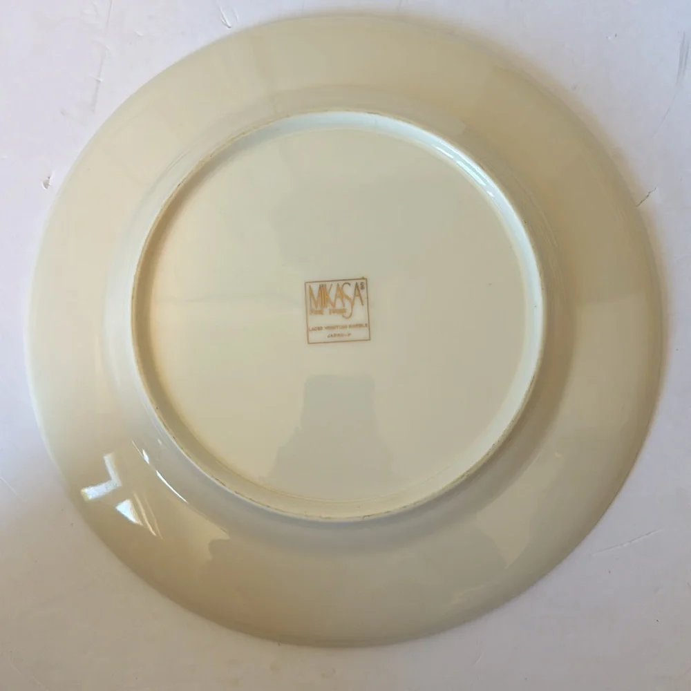 Vintage Mikasa marble 5 piece plates set